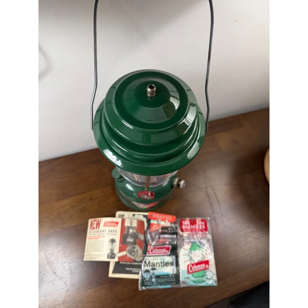 Vintage Coleman 220H Lantern Green Double Mantle Gas Camping Light 1973 USA
